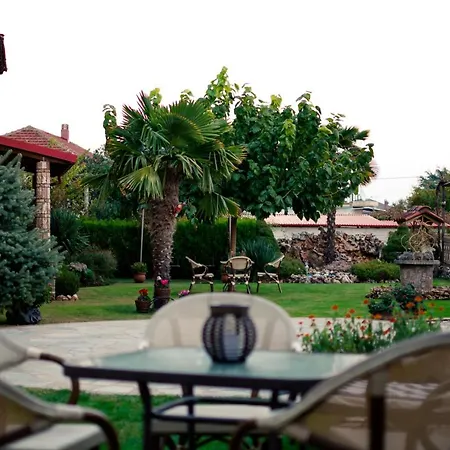 Гостевой дом χάραμα 3*