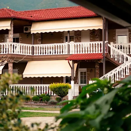 χάραμα Гостевой дом