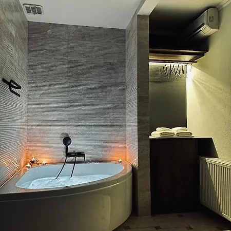 Guest house χάραμα Loutraki (Pella)